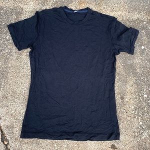 Lululemon T-Shirt